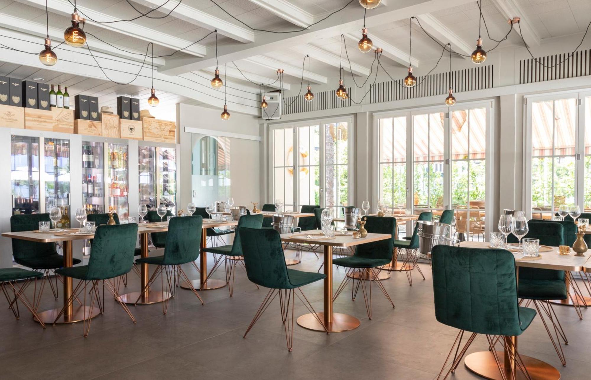 Riva Beach Club I Boutique Hotel I Restaurant Gambarogno Ngoại thất bức ảnh